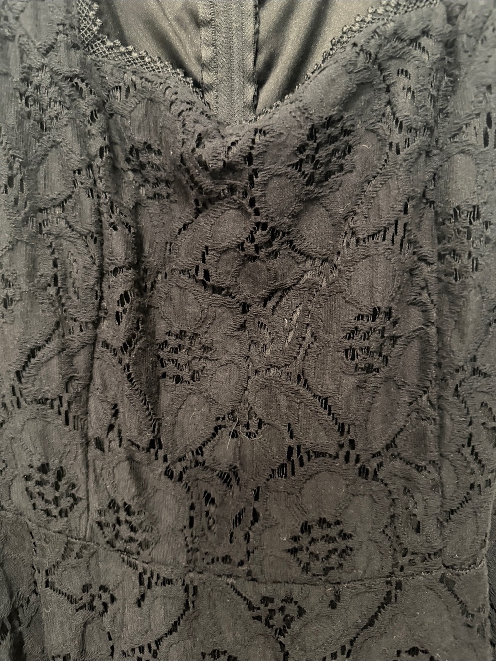 City Vibe Black Lace Mini Dress – Sleeveless A-Line - Picture 3 of 4